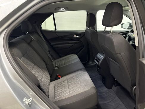 Used 2024 Chevrolet Equinox LT AWD/4WD image 34