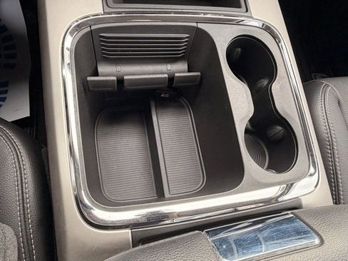 Used 2017 RAM 3500 Laramie w/ Convenience Group image 26