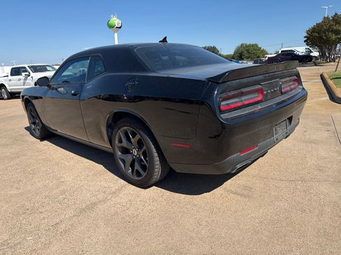 Used 2018 Dodge Challenger SXT Plus RWD image 5