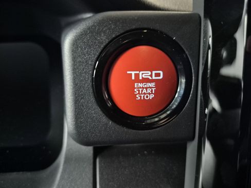 New 2026 Toyota 4Runner TRD Off-Road Premium image 32