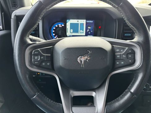 Used 2022 Ford Bronco Black Diamond w/ Sasquatch Package image 24