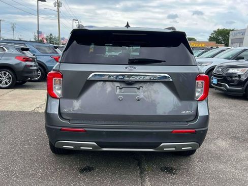 Used 2023 Ford Explorer XLT w/ Equipment Group 202A AWD/4WD image 7