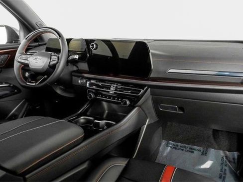 Used 2026 Chevrolet Traverse RS image 29