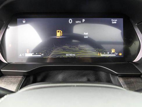 Used 2021 Jeep Grand Cherokee L Overland w/ Luxury Tech Group IV image 21