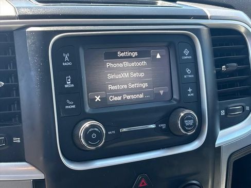 Used 2022 RAM 1500 Classic SLT w/ Protection Group AWD/4WD image 40