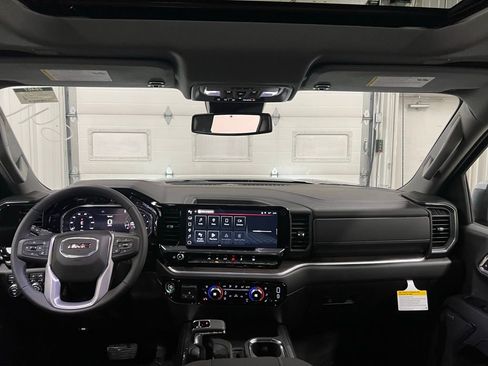 New 2026 GMC Sierra 1500 SLT w/ SLT Convenience Package AWD/4WD image 32