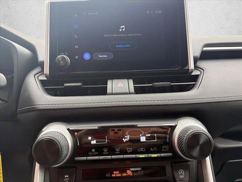 Certified 2025 Toyota RAV4 LE AWD/4WD image 20