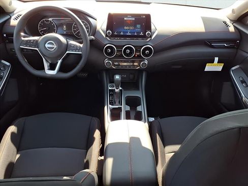 New 2025 Nissan Sentra SR image 11