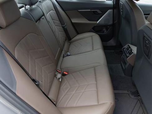 New 2026 BMW 530i xDrive w/ Premium Package image 19