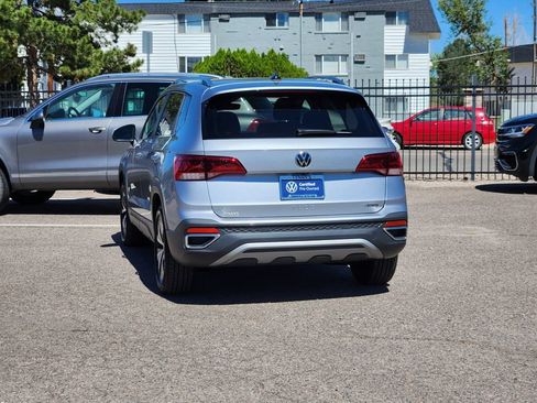 Certified 2023 Volkswagen Taos SE w/ Panoramic Sunroof Package AWD/4WD image 5