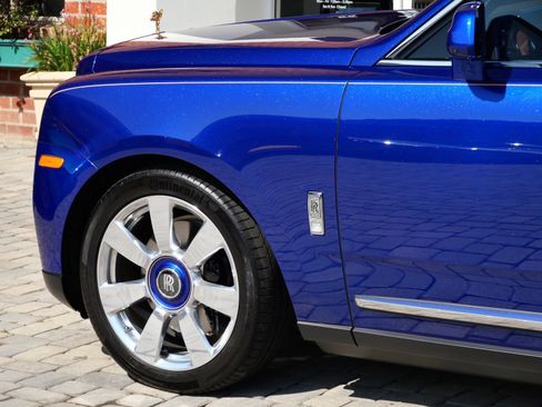Certified 2023 Rolls-Royce Cullinan w/ Cullinan Package AWD/4WD image 28