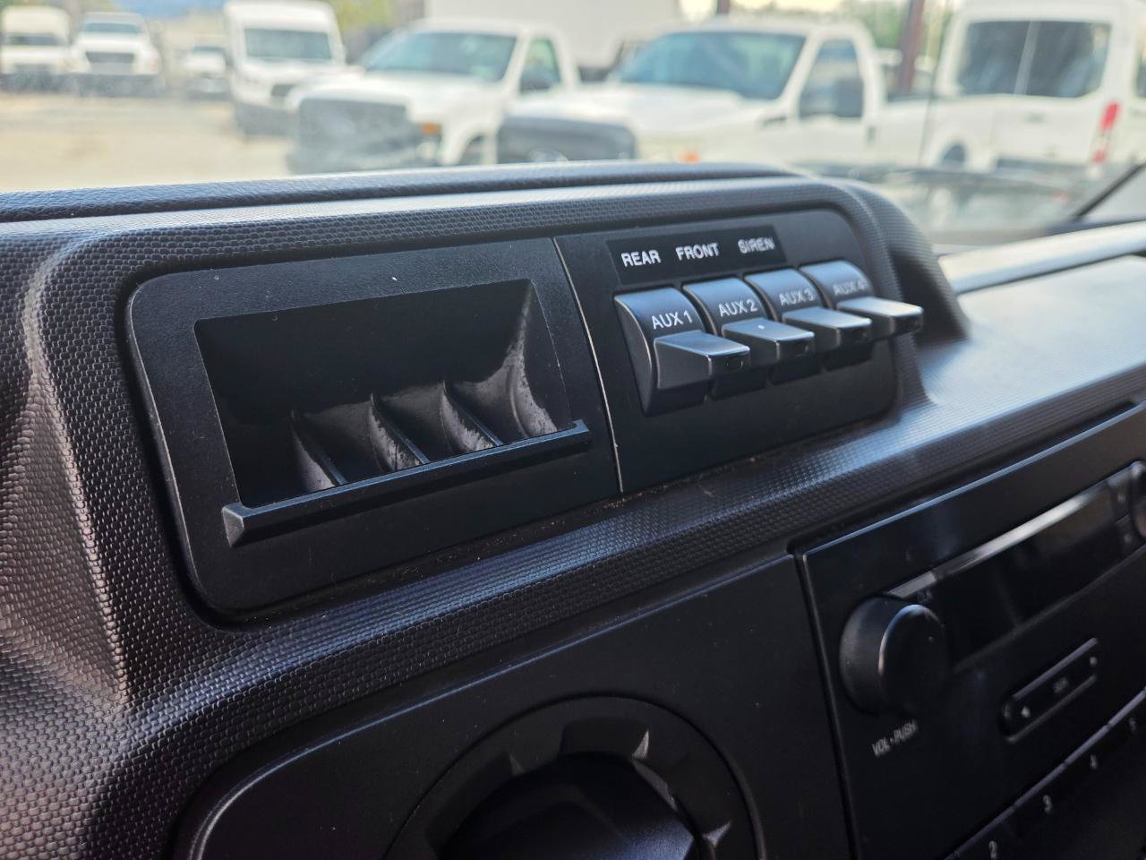Used 2011 Ford E-350 and Econoline 350 Super Duty w/ PWR Locks & Windows Group RWD image 15