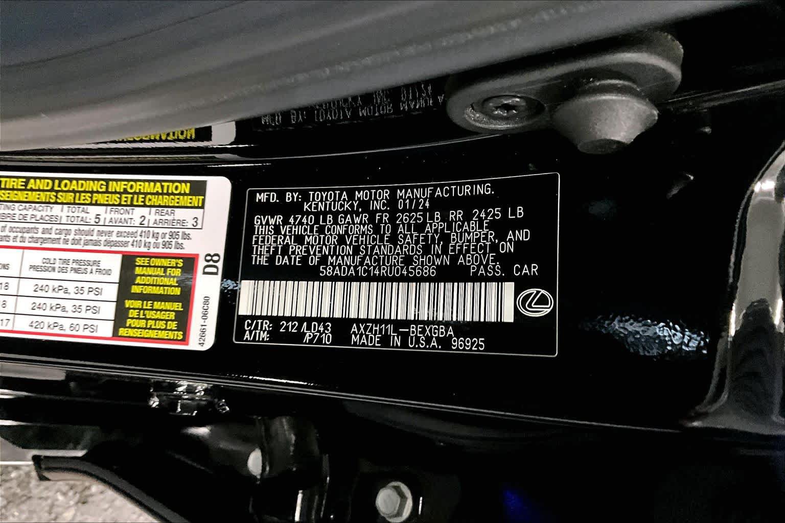 Used 2024 Lexus ES 300h w/ Premium Package FWD image 36