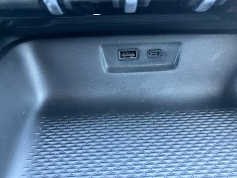 New 2026 GMC Terrain AT4 w/ Convenience Package III image 28