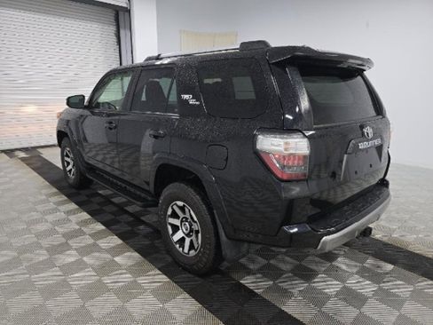 Used 2017 Toyota 4Runner TRD Off-Road image 4