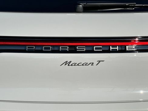New 2026 Porsche Macan Turbo AWD/4WD image 39