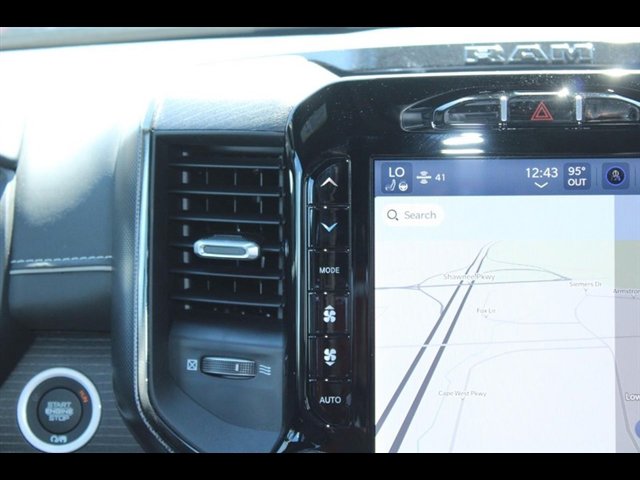 Used 2024 RAM 1500 Limited AWD/4WD image 15
