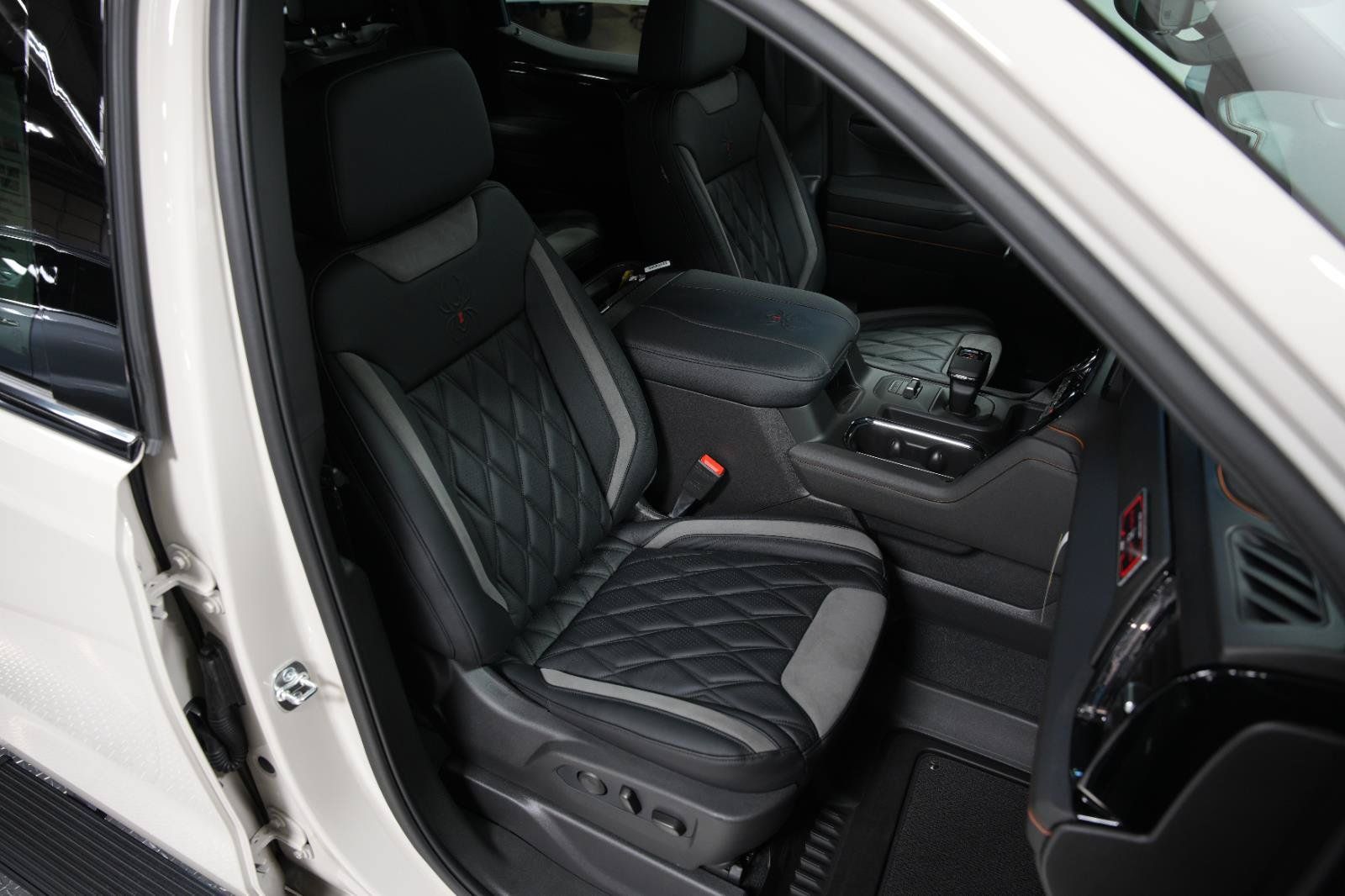 New 2026 GMC Sierra 1500 AT4 w/ AT4 Premium Package AWD/4WD image 19