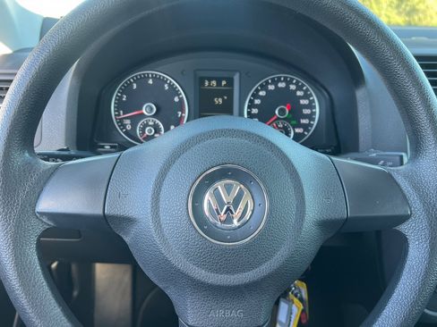 Used 2010 Volkswagen Jetta S image 17