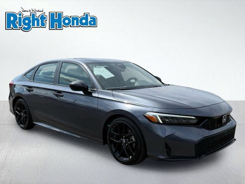 Used 2025 Honda Civic Sport image 10