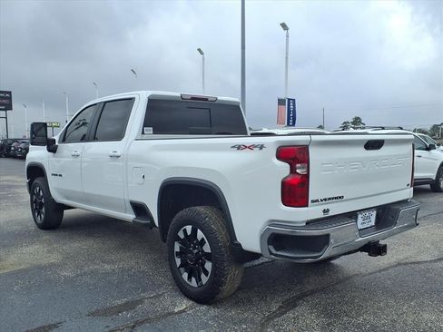 Used 2020 Chevrolet Silverado 2500 LT w/ All Star Edition image 12