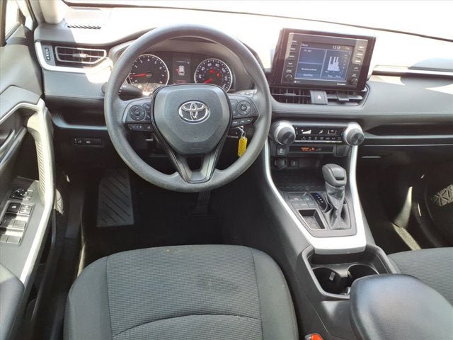 Used 2021 Toyota RAV4 LE w/ Carpet Mat Package (TMS) FWD image 11