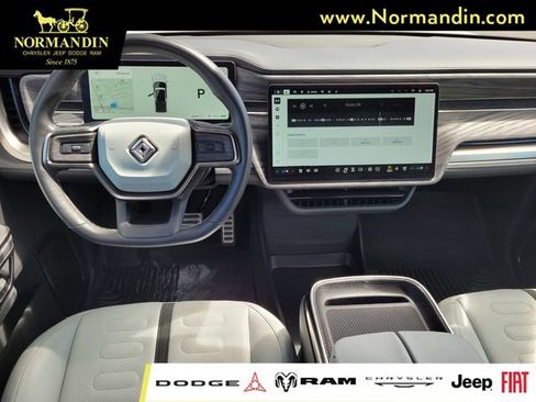 Used 2022 Rivian R1T Adventure AWD/4WD image 7