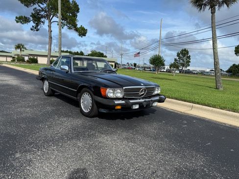Used 1989 Mercedes-Benz 560 SL image 4
