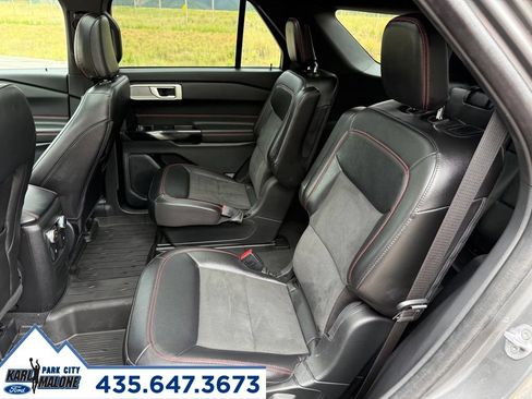 Used 2022 Ford Explorer ST-Line w/ Class IV Trailer Tow Package AWD/4WD image 28