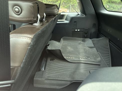 Used 2025 Ford Expedition Max King Ranch AWD/4WD image 12
