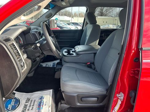 Used 2013 RAM 2500 Tradesman w/ Chrome Appearance Group image 13