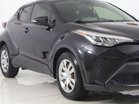 Used 2021 Toyota C-HR LE FWD image 33