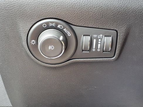 Used 2022 Jeep Compass Limited AWD/4WD image 15