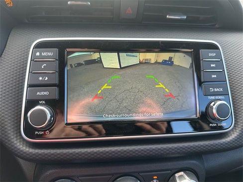 New 2025 Nissan Kicks Play S image 17