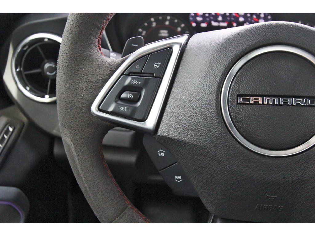 Used 2020 Chevrolet Camaro ZL1 RWD image 17