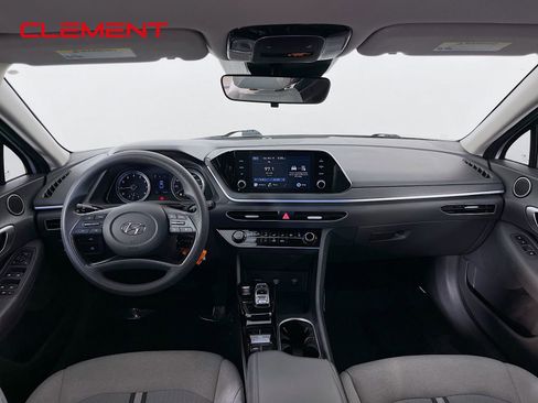 Used 2021 Hyundai Sonata SE FWD image 12