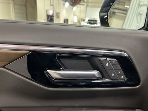 New 2026 Chevrolet Tahoe High Country AWD/4WD image 29