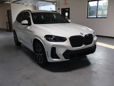 Used 2023 BMW X3 xDrive30i w/ M Sport Package AWD/4WD image 12
