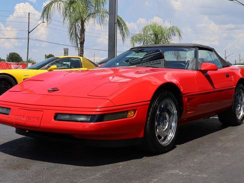 Used 1995 Chevrolet Corvette Convertible RWD image 5