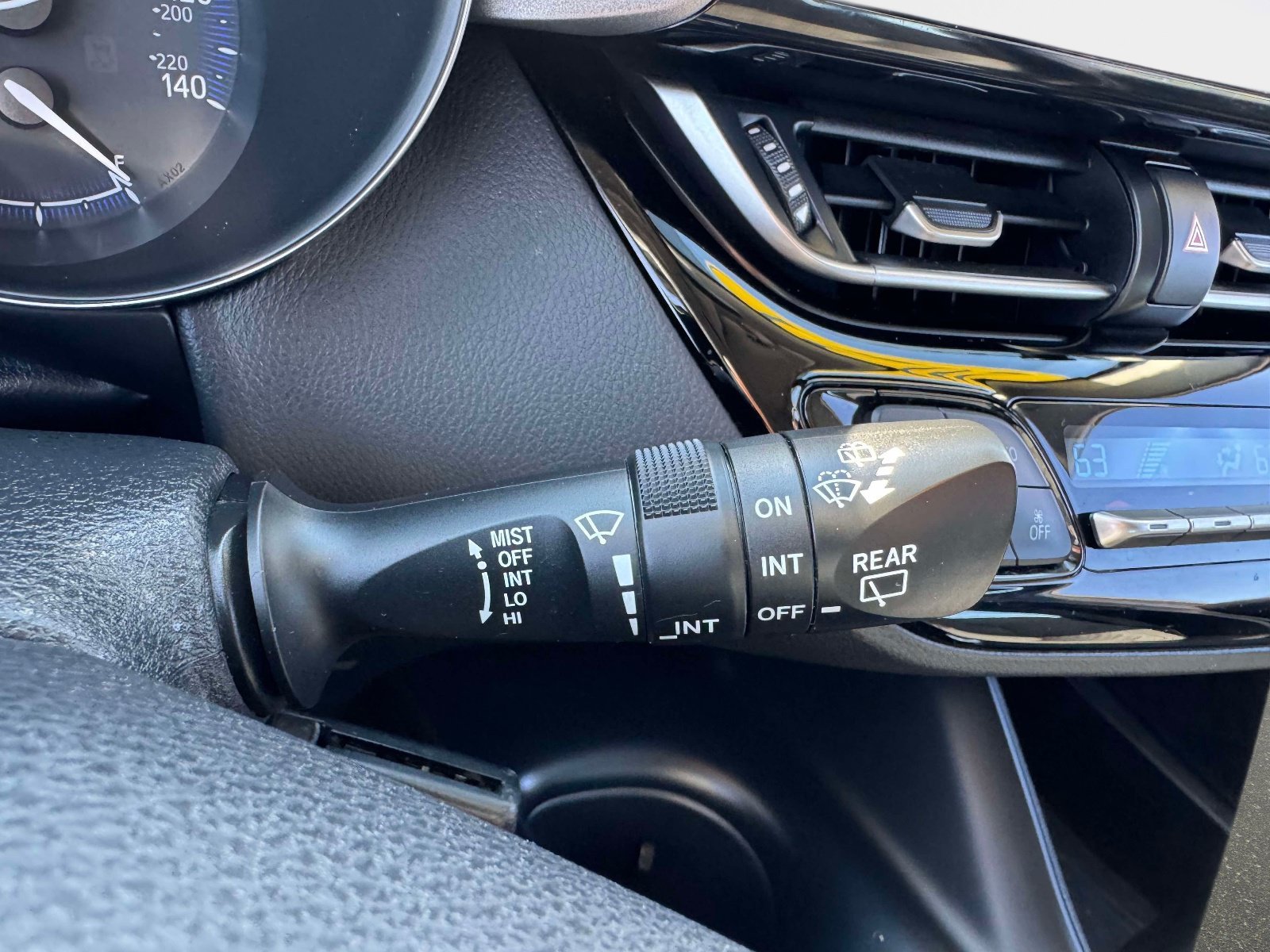 Certified 2021 Toyota C-HR LE FWD image 34