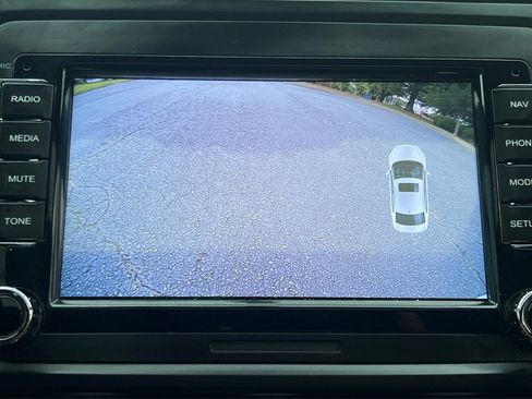 Used 2011 Volkswagen GTI 2-Door FWD image 15