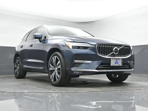 Used 2023 Volvo XC60 B5 Plus w/ Climate Package AWD/4WD image 34
