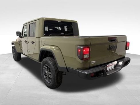 New 2026 Jeep Gladiator Sport image 9