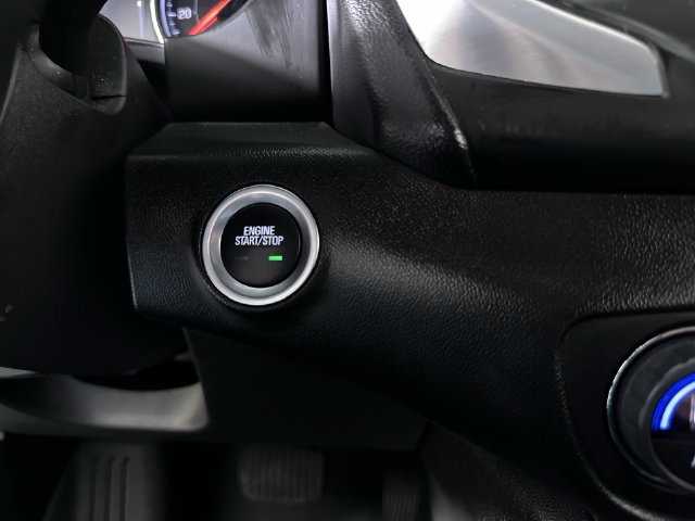 Used 2024 GMC Terrain SLT w/ Infotainment Package II AWD/4WD image 17