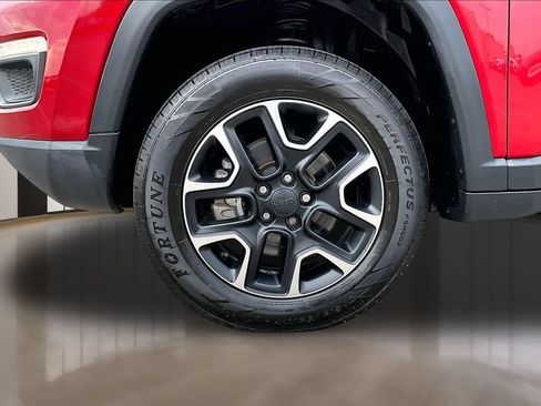 Used 2020 Jeep Compass Trailhawk AWD/4WD image 8