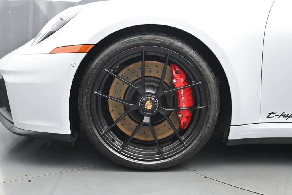 Used 2026 Porsche 911 Carrera GTS RWD image 7
