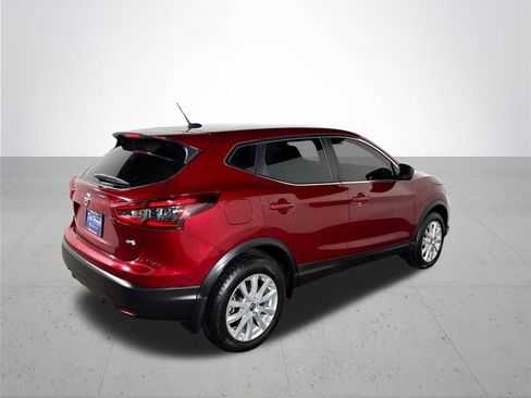 Used 2022 Nissan Rogue Sport S image 6