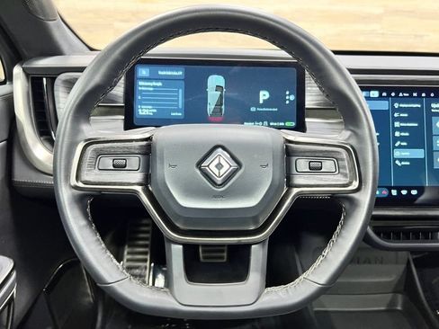 Used 2023 Rivian R1S Adventure AWD/4WD image 26