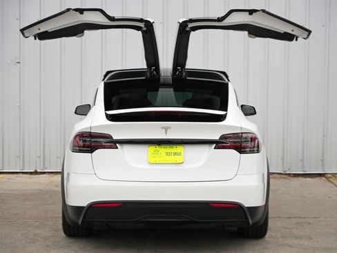Used 2023 Tesla Model X image 52
