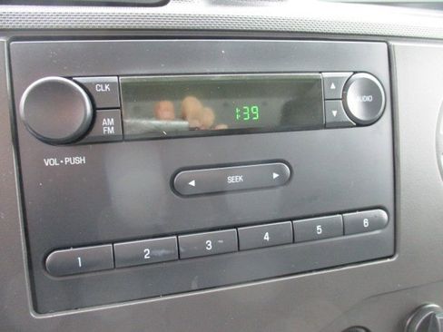 Used 2019 Ford E-350 and Econoline 350 Super Duty w/ Power Windows & Locks Group image 14